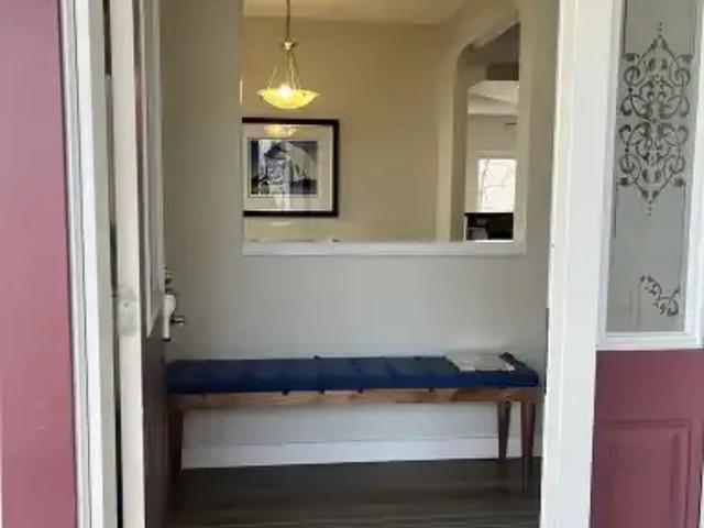 For Rent 3 Bedroom House Okotoks AB DLS102752670