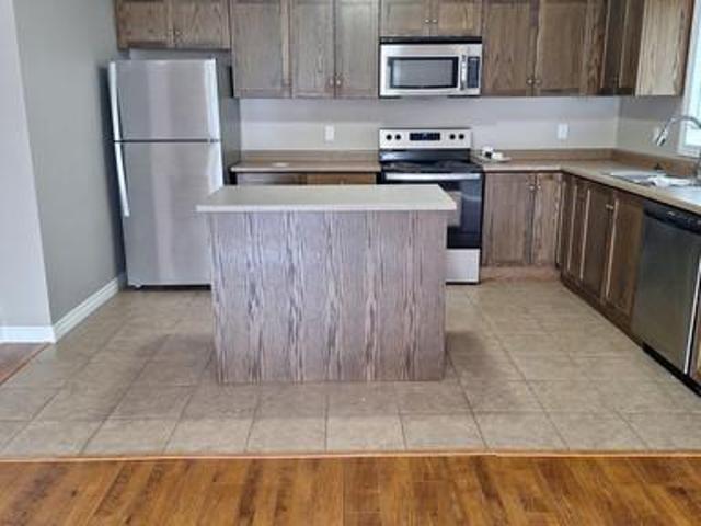 For Rent 3 Bedroom House Orillia ON DS96248928