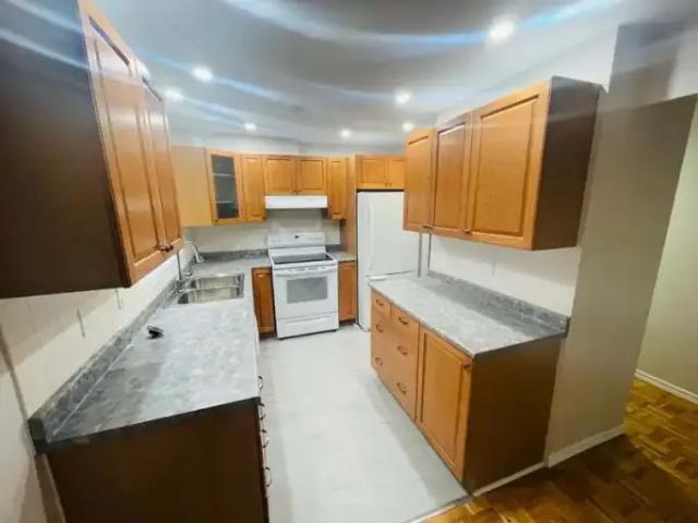 For Rent 3 Bedroom House Ottawa ON DS100148102