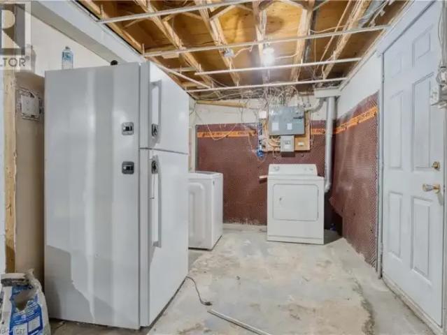 For Rent 3 Bedroom House London ON DLS102306736