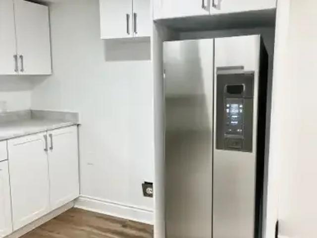 For Rent 3 Bedroom House London ON DS102846715