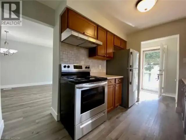 For Rent 3 Bedroom House London ON DS103151823