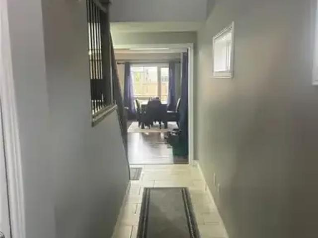 For Rent 3 Bedroom House London ON DS103879613