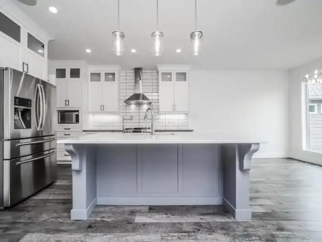 For Rent 3 Bedroom House Lethbridge AB DLS102085794