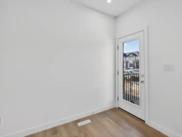 For Rent 3 Bedroom House Leduc AB DS102052417