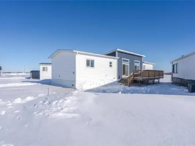 For Rent 3 Bedroom House Mitchell MB DS99794278