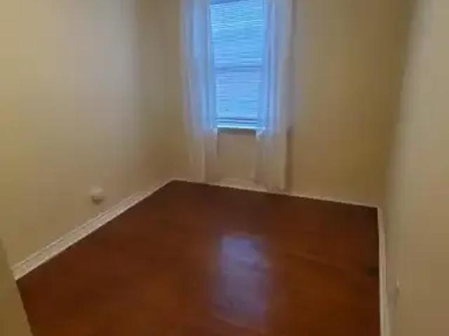 For Rent 3 Bedroom House Milton ON DS104470998