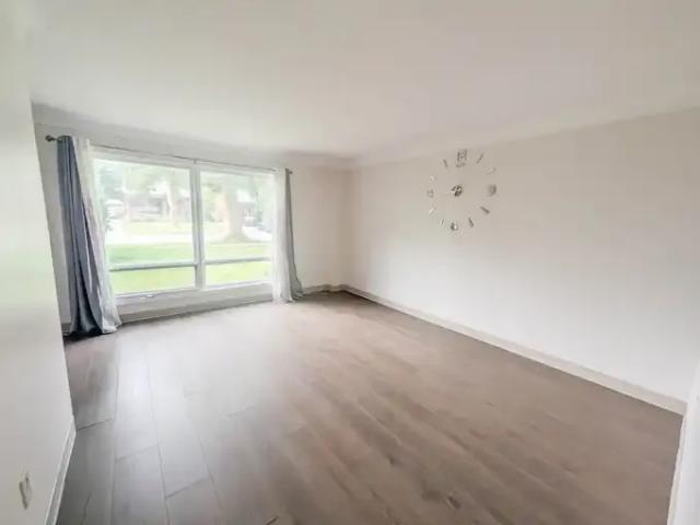 For Rent 3 Bedroom House Niagara Falls ON DS104598084