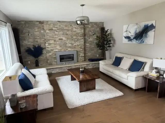 For Rent 3 Bedroom House Sherwood Park AB DS104322164