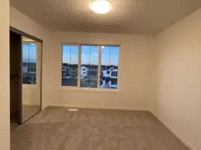 For Rent 3 Bedroom House Spruce Grove AB DS102951961