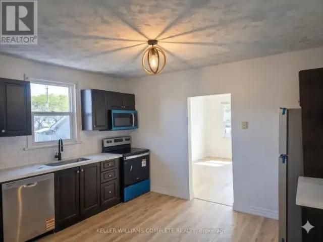 For Rent 3 Bedroom House St. Catharines ON DS102587568