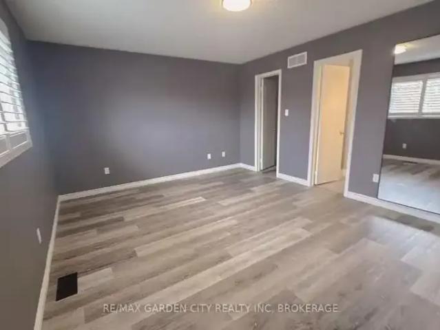 For Rent 3 Bedroom House St. Catharines ON DS102518913