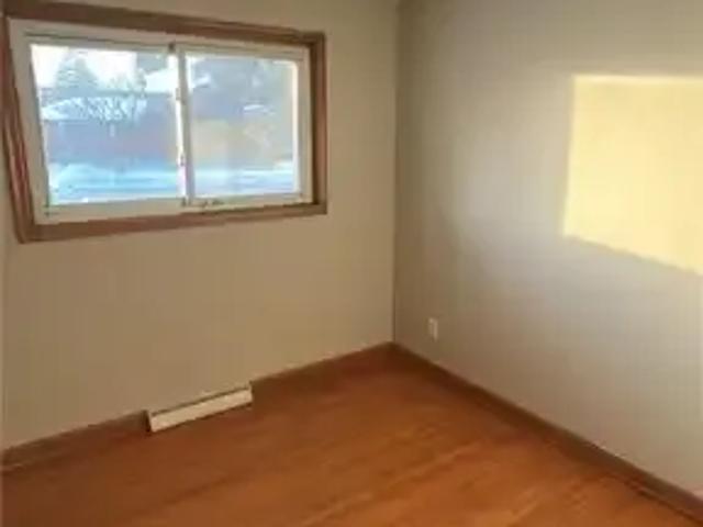 For Rent 3 Bedroom House St. Catharines ON DS104941167