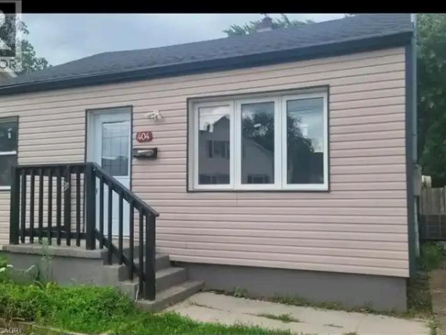 For Rent 3 Bedroom House St. Catharines ON DS105119064
