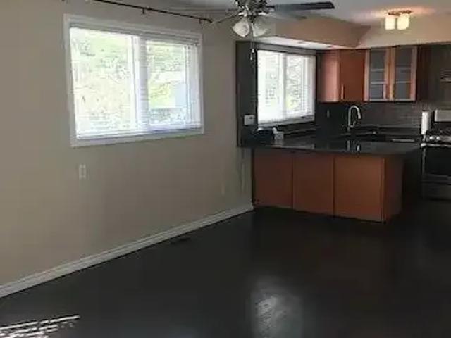 For Rent 3 Bedroom House Stony Plain AB DS104782465