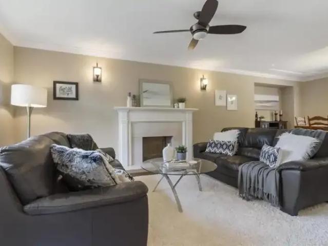 For Rent 3 Bedroom House Surrey BC DLS100444327