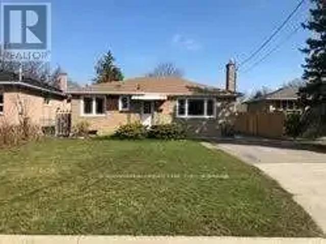 For Rent 3 Bedroom House Richmond Hill ON DLS100901124