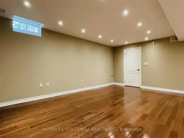 For Rent 3 Bedroom House Richmond Hill ON DLS102658631
