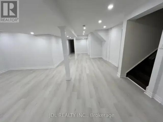 For Rent 3 Bedroom House Richmond Hill ON DS103487616