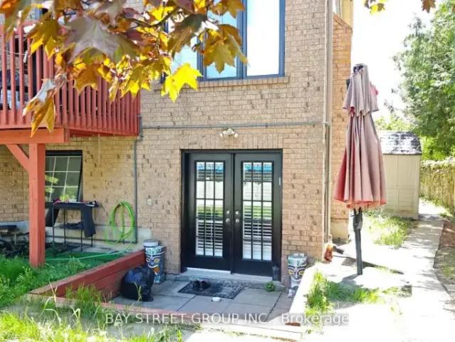 For Rent 3 Bedroom House Richmond Hill ON DS103487620