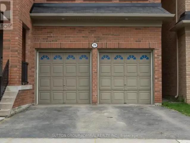For Rent 3 Bedroom House Richmond Hill ON DS104106822