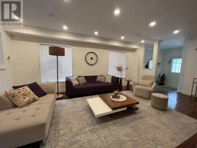 For Rent 3 Bedroom House Richmond Hill ON DS104470862