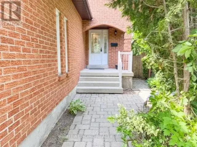 For Rent 3 Bedroom House Richmond Hill ON DS104563611