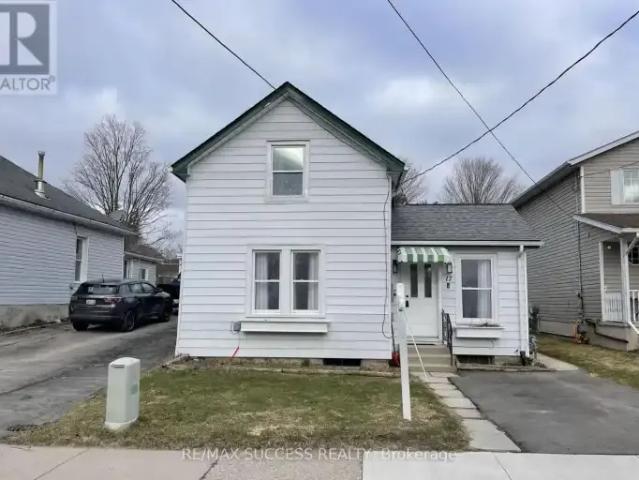 For Rent 3 Bedroom House Woodstock ON DS104183297