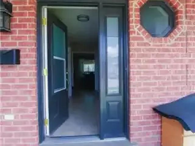 For Rent 3 Bedroom House Waterloo ON DS101879313