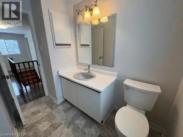 For Rent 3 Bedroom House Waterloo ON DS101107782