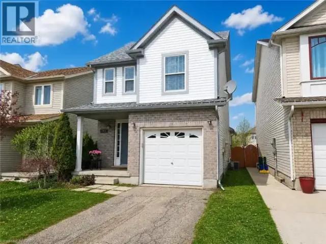 For Rent 3 Bedroom House Waterloo ON DS102052750
