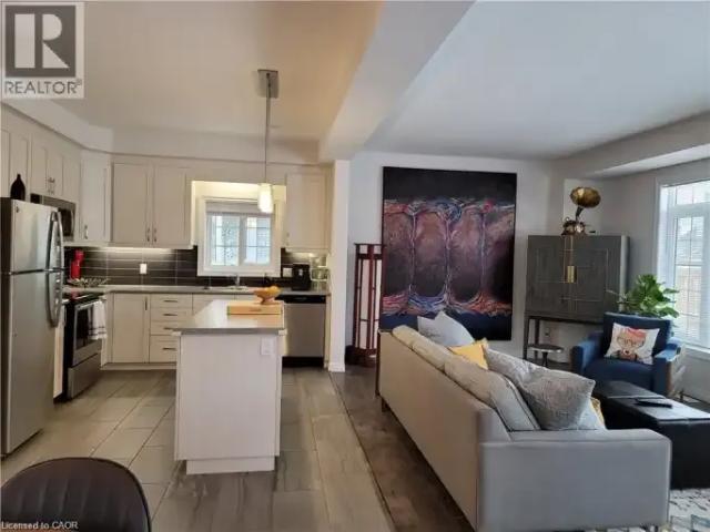 For Rent 3 Bedroom House Waterloo ON DS102243236