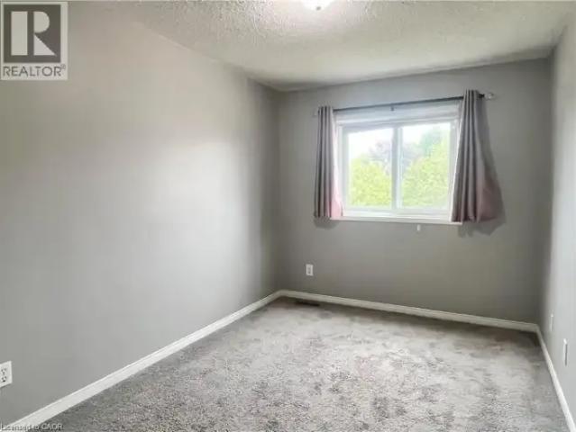 For Rent 3 Bedroom House Waterloo ON DS103091758