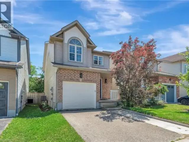 For Rent 3 Bedroom House Waterloo ON DS103179298