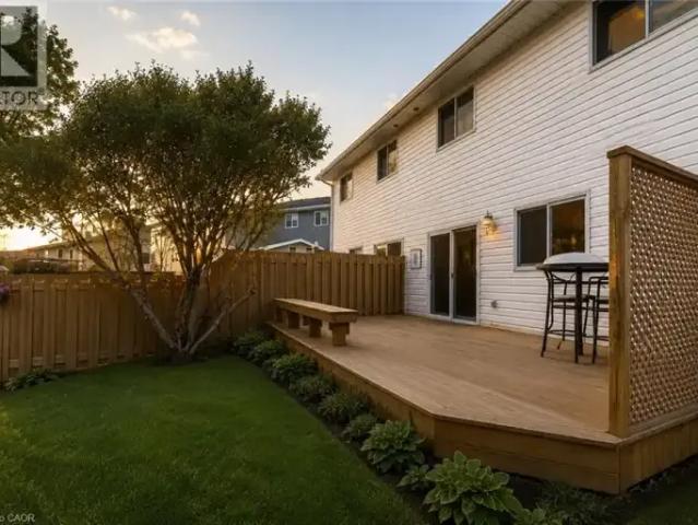 For Rent 3 Bedroom House Waterloo ON DS105281978