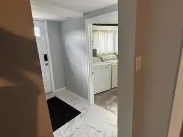 For Rent 3 Bedroom House Wasaga Beach ON DS101879305