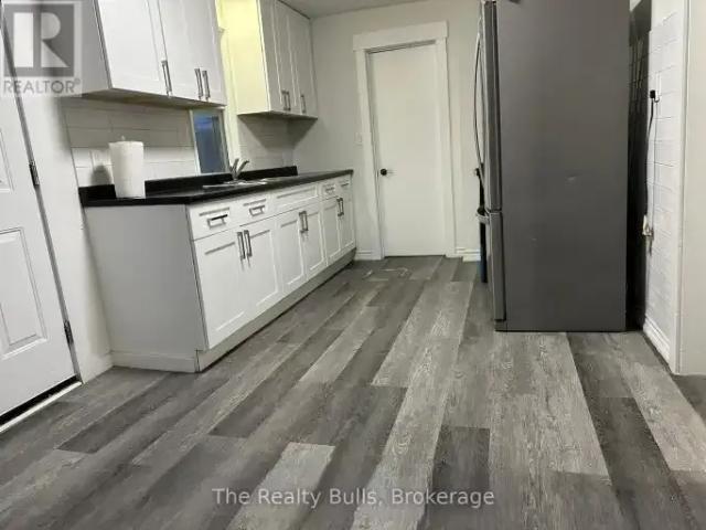 For Rent 3 Bedroom House Welland ON DLS104507015