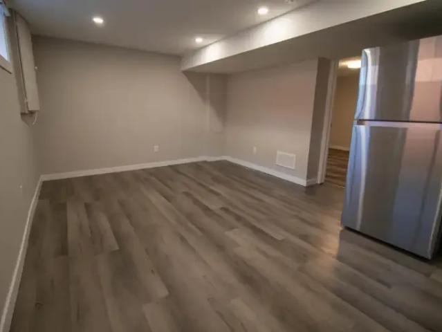 For Rent 3 Bedroom House Welland ON DS104257107