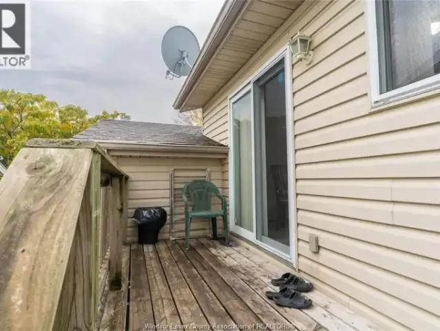 For Rent 3 Bedroom House Windsor ON DLS101878258
