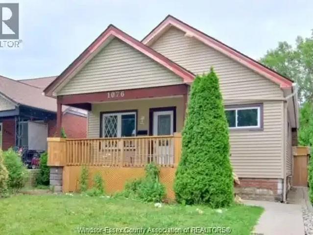 For Rent 3 Bedroom House Windsor ON DLS102579021