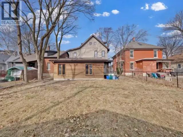 For Rent 3 Bedroom House Windsor ON DLS102752800