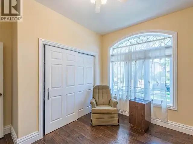 For Rent 3 Bedroom House Windsor ON DS102701672