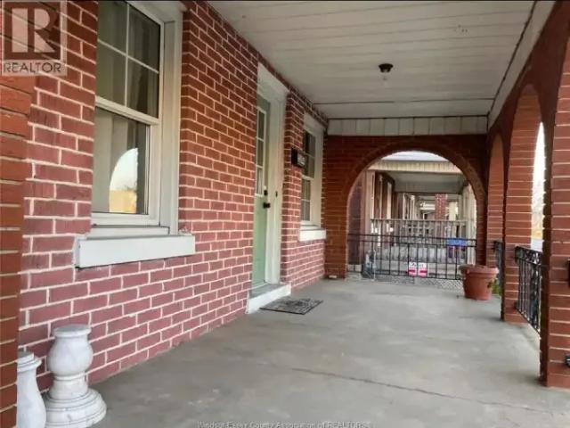 For Rent 3 Bedroom House Windsor ON DS103322834