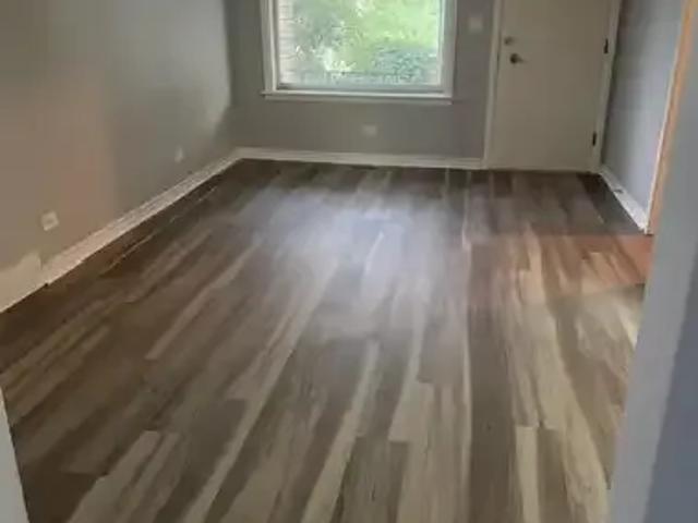 For Rent 3 Bedroom House Windsor ON DS104507019