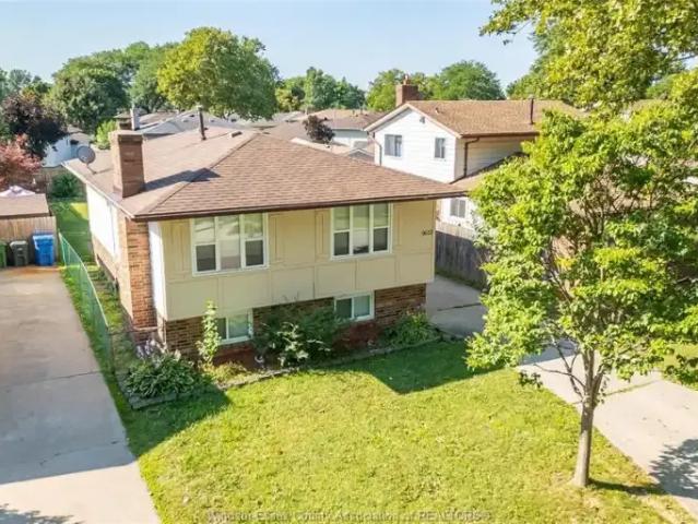 For Rent 3 Bedroom House Windsor ON DS104876902