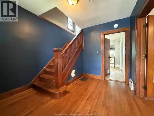 For Rent 3 Bedroom House Windsor ON DS104941045