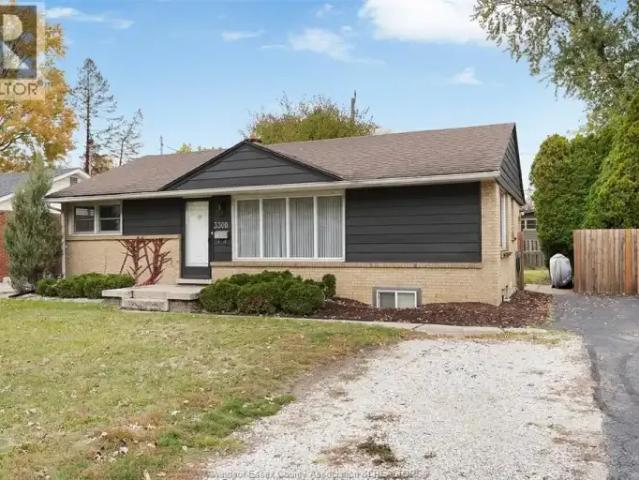 For Rent 3 Bedroom House Windsor ON DS104941118
