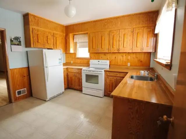 For Rent 3 Bedroom House Winnipeg MB DS102468234