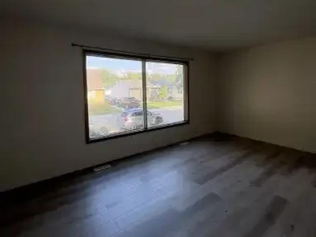 For Rent 3 Bedroom House Winnipeg MB DS105185844