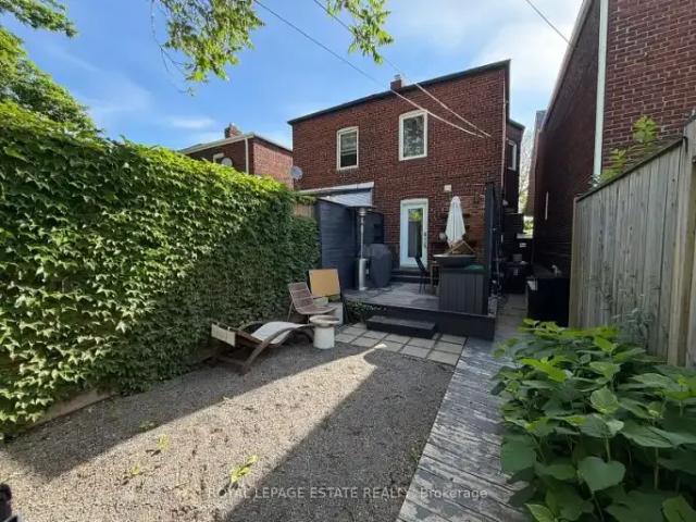 For Rent 3 Bedroom House Toronto ON DS103338352